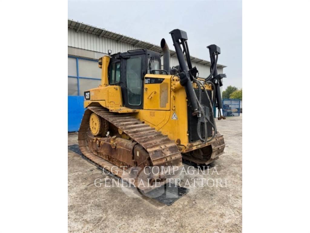 CAT D6T Buldožeri guseničari