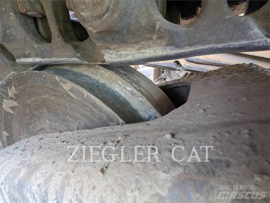 CAT D6T Buldožeri guseničari