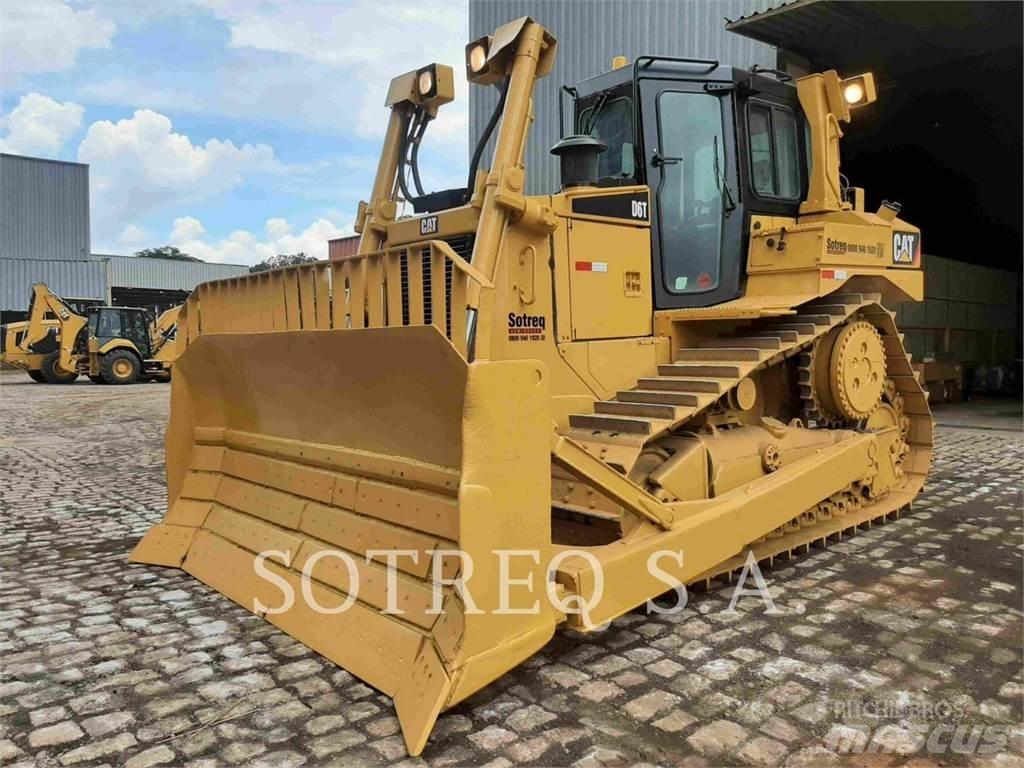 CAT D6T Buldožeri guseničari