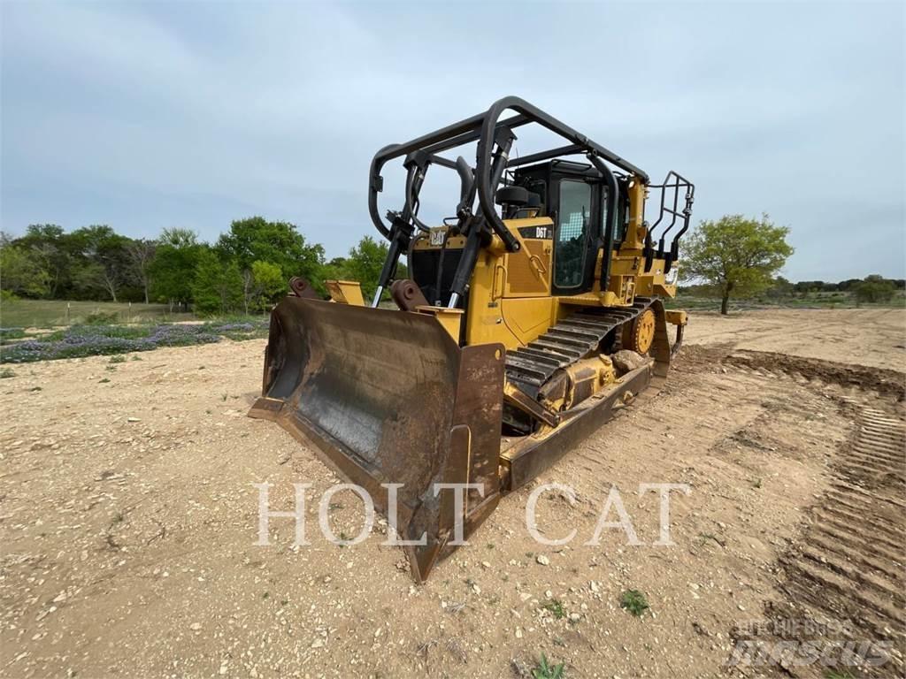 CAT D6T Buldožeri guseničari