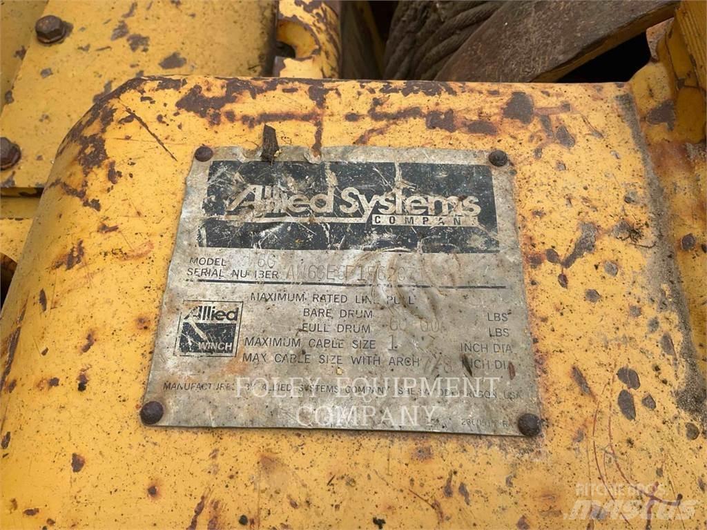CAT D6T Buldožeri guseničari
