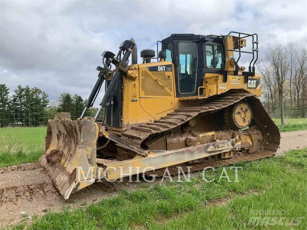 CAT D6T Buldožeri guseničari