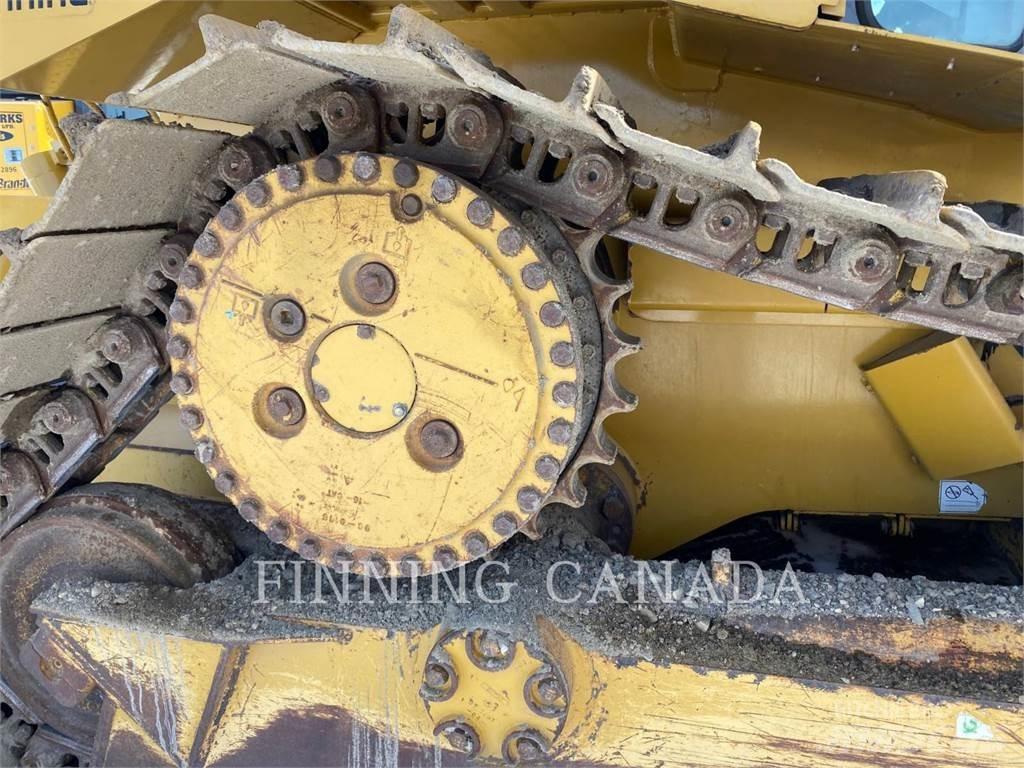 CAT D6T Buldožeri guseničari