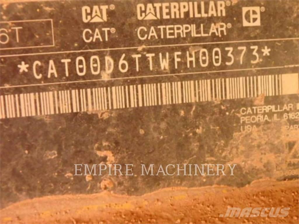 CAT D6T Buldožeri guseničari