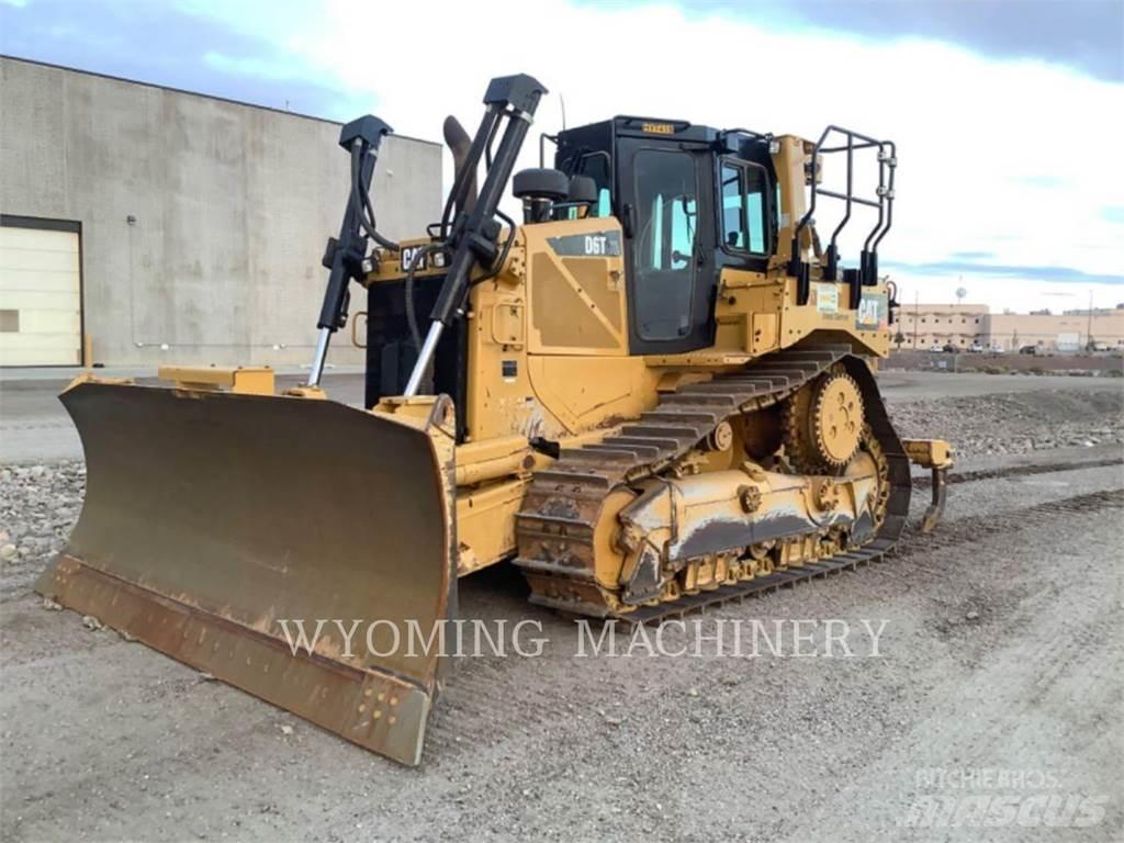 CAT D6T Buldožeri guseničari