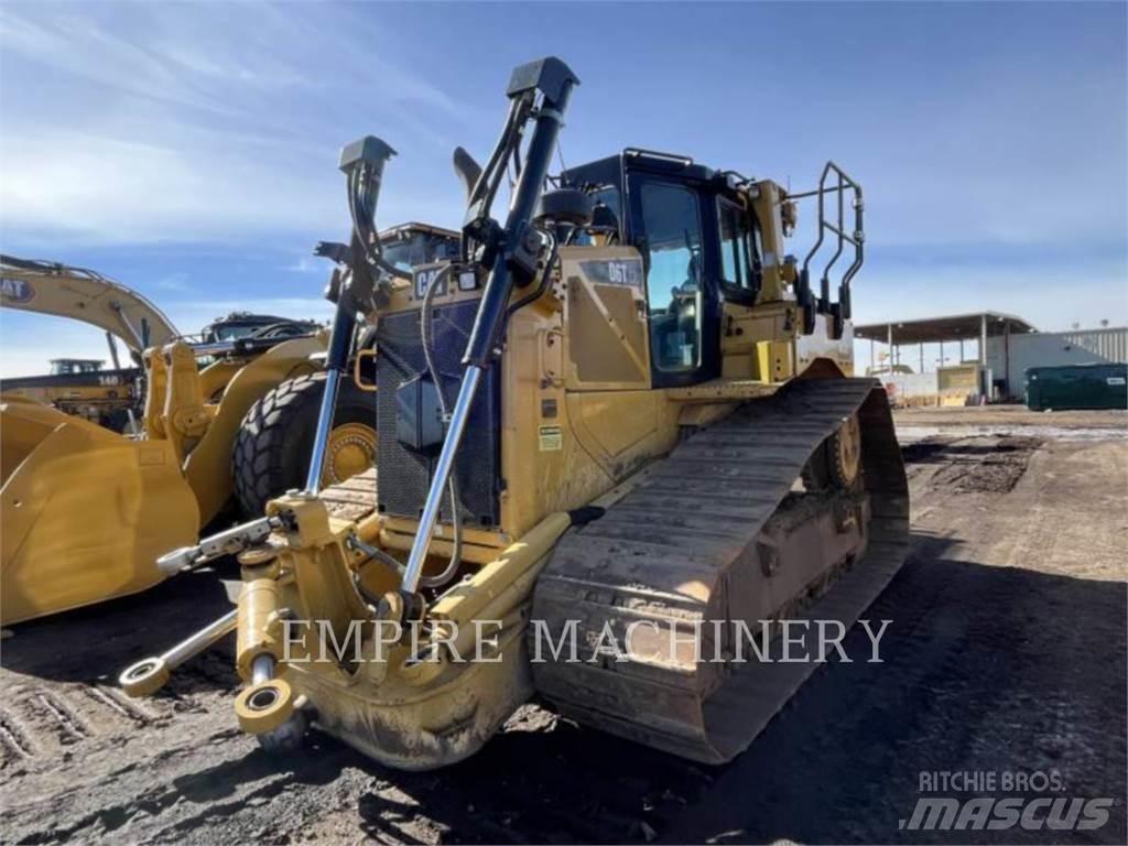 CAT D6T LGP Buldožeri guseničari