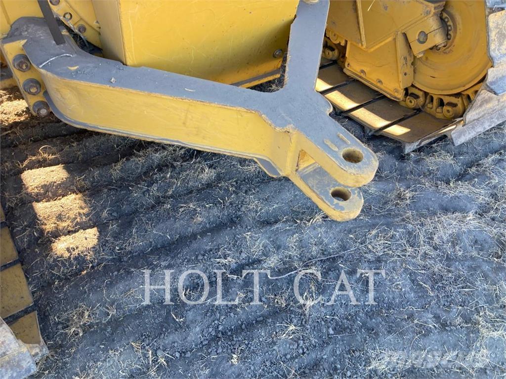 CAT D6T LGP Buldožeri guseničari
