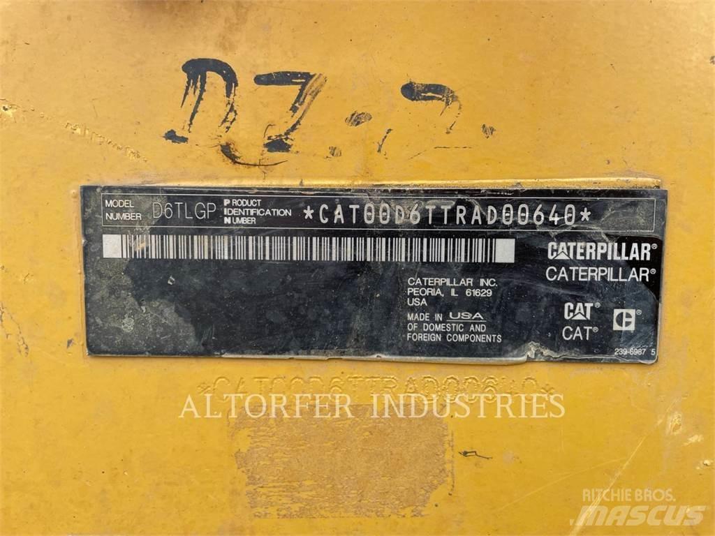 CAT D6T LGPPAT Buldožeri guseničari