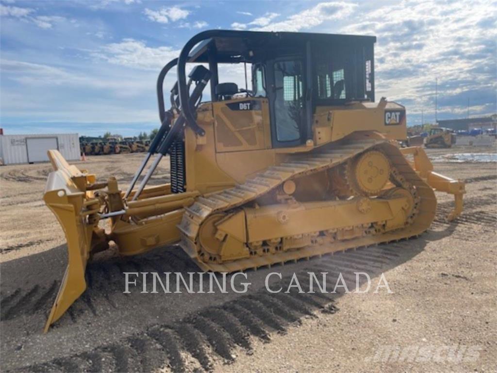 CAT D6T VPAT Buldožeri guseničari