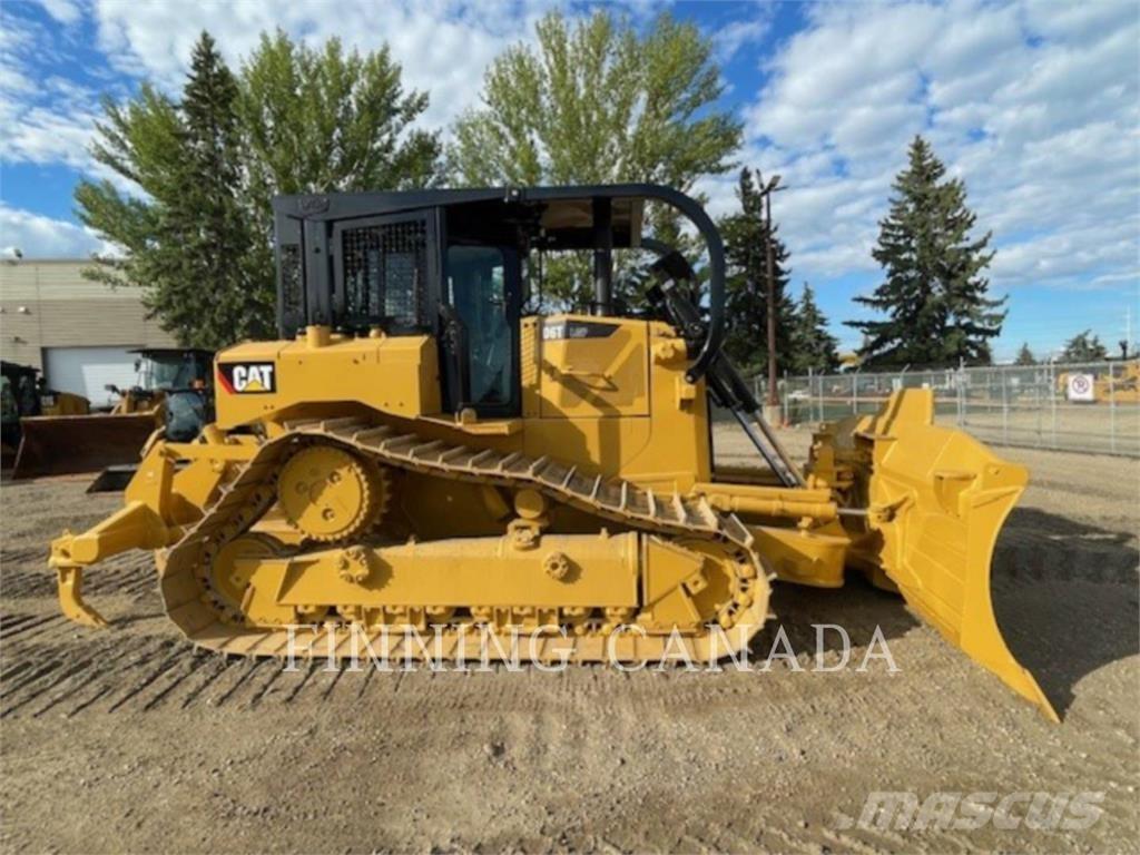 CAT D6T VPAT Buldožeri guseničari