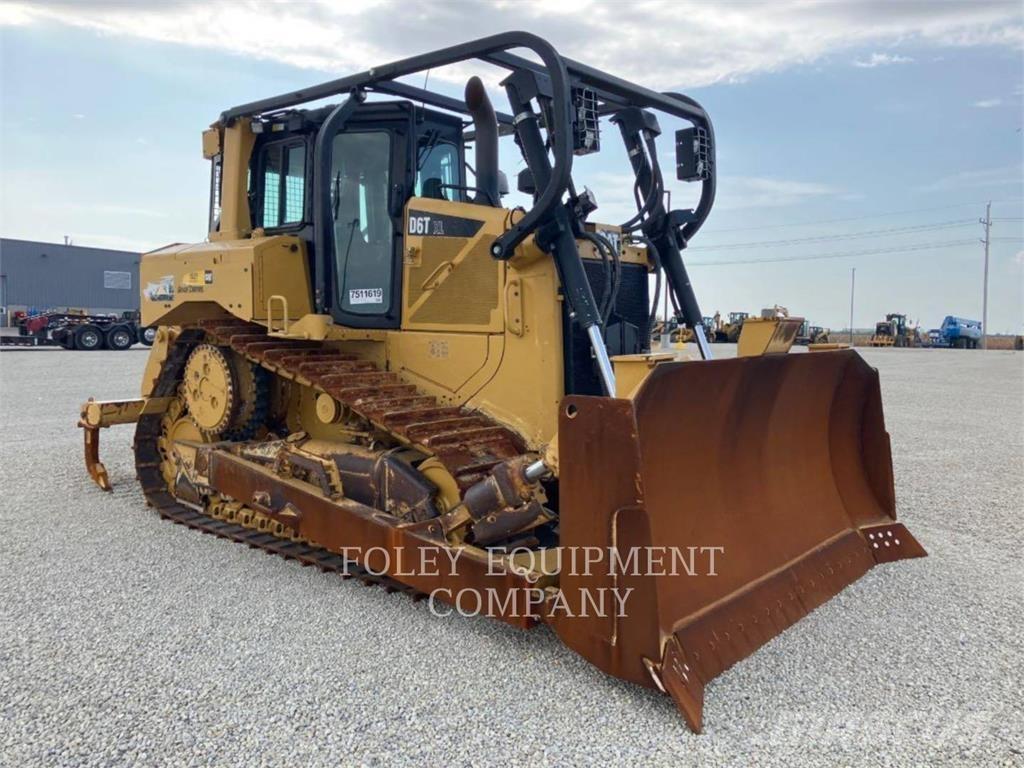 CAT D6TXLSUA Buldožeri guseničari