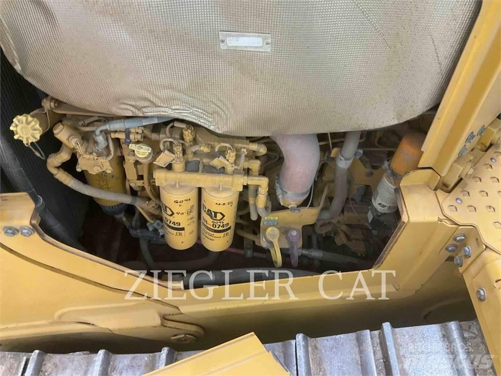 CAT D6XE Buldožeri guseničari