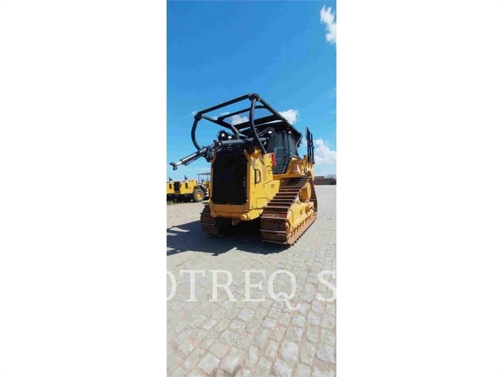 CAT D7 Buldožeri guseničari