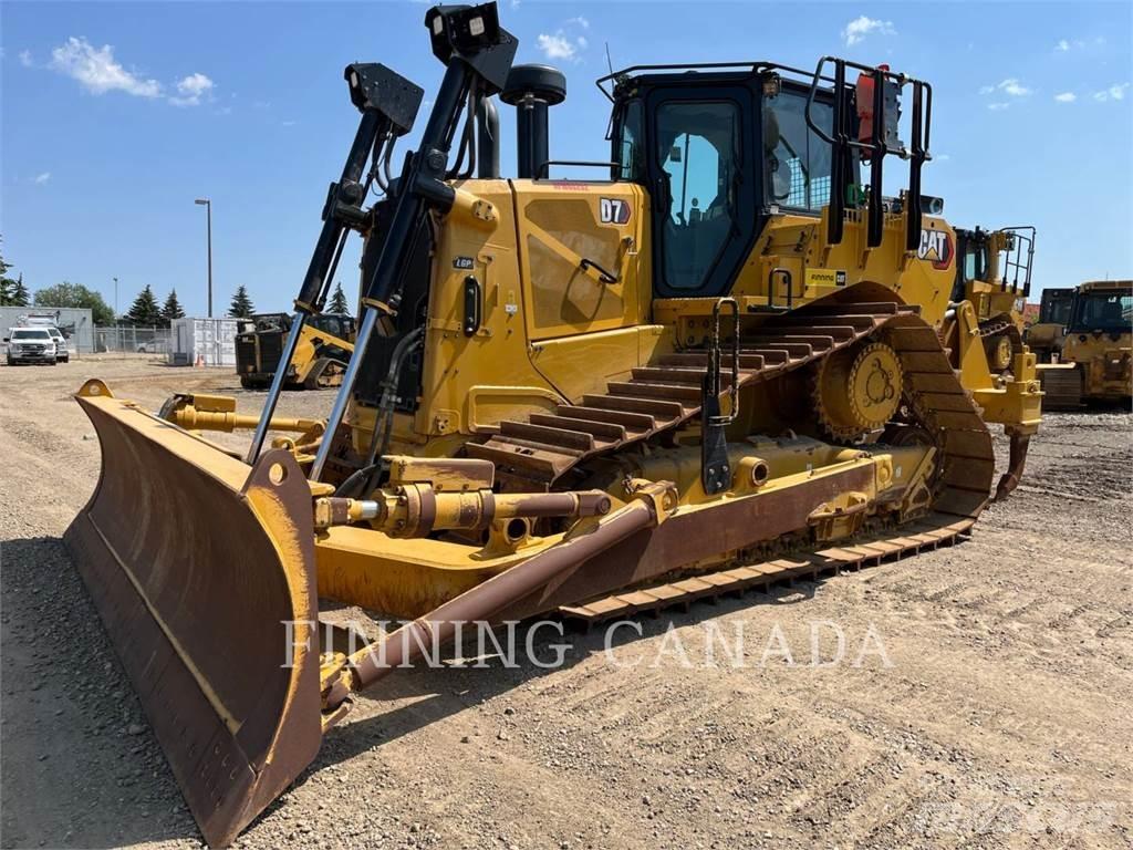 CAT D7-17 Buldožeri guseničari