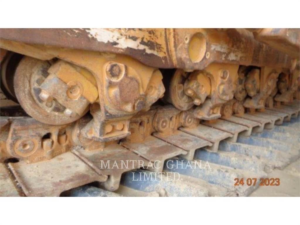 CAT D8R Buldožeri guseničari