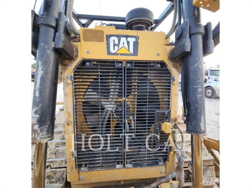 CAT D8T Buldožeri guseničari