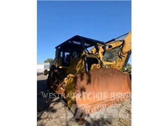 CAT D8T Buldožeri guseničari