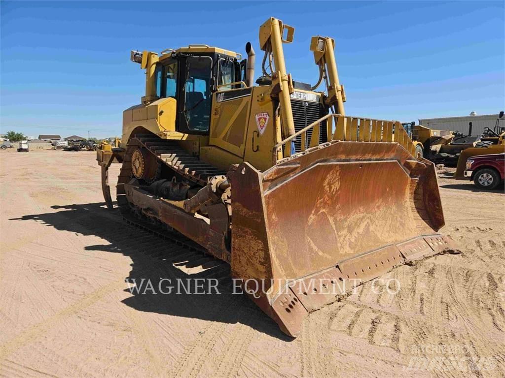 CAT D8T Buldožeri guseničari