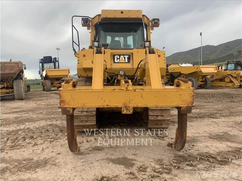 CAT D8T Buldožeri guseničari