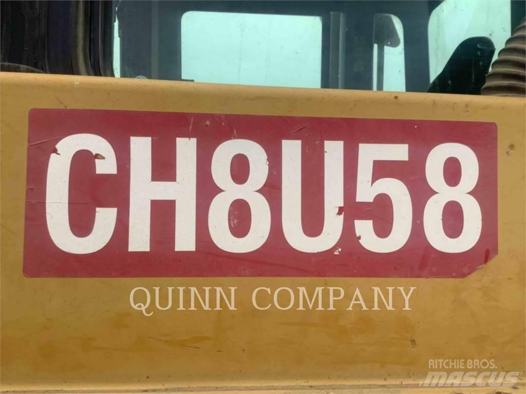 CAT D8T Buldožeri guseničari