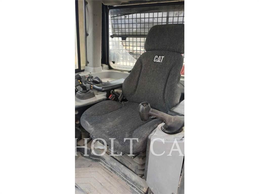 CAT D8T Buldožeri guseničari