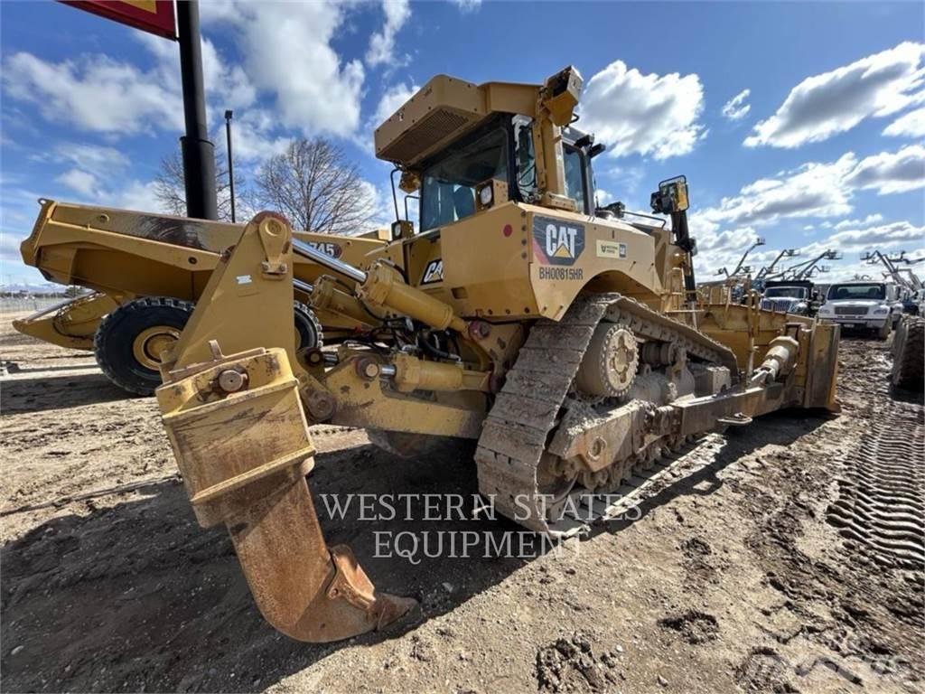 CAT D8T Buldožeri guseničari