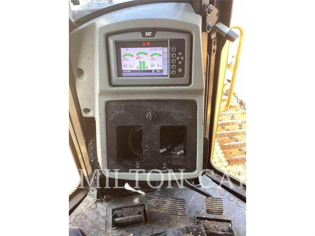 CAT D8T Buldožeri guseničari