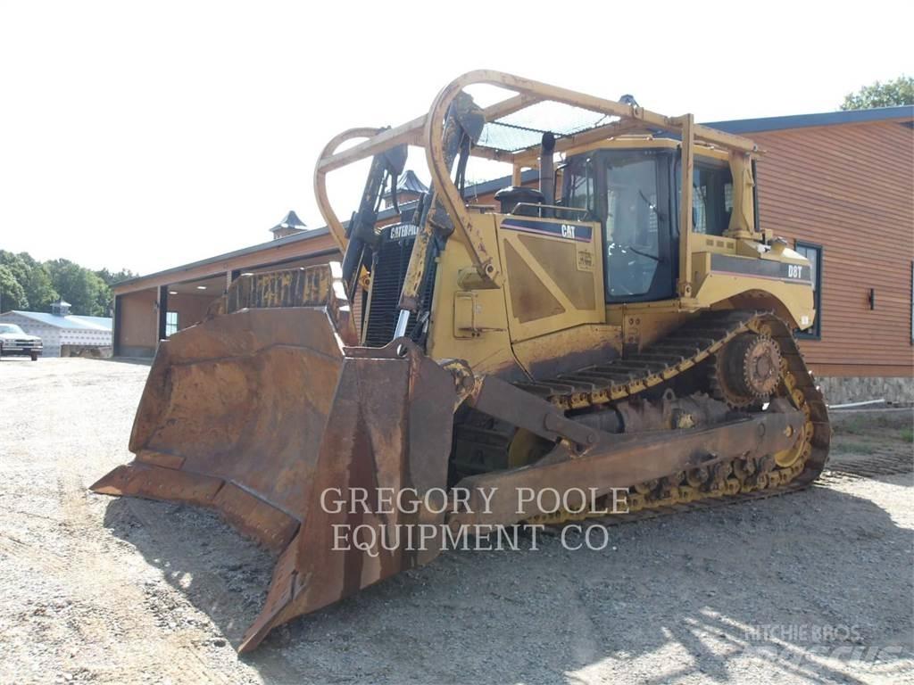 CAT D8T Buldožeri guseničari