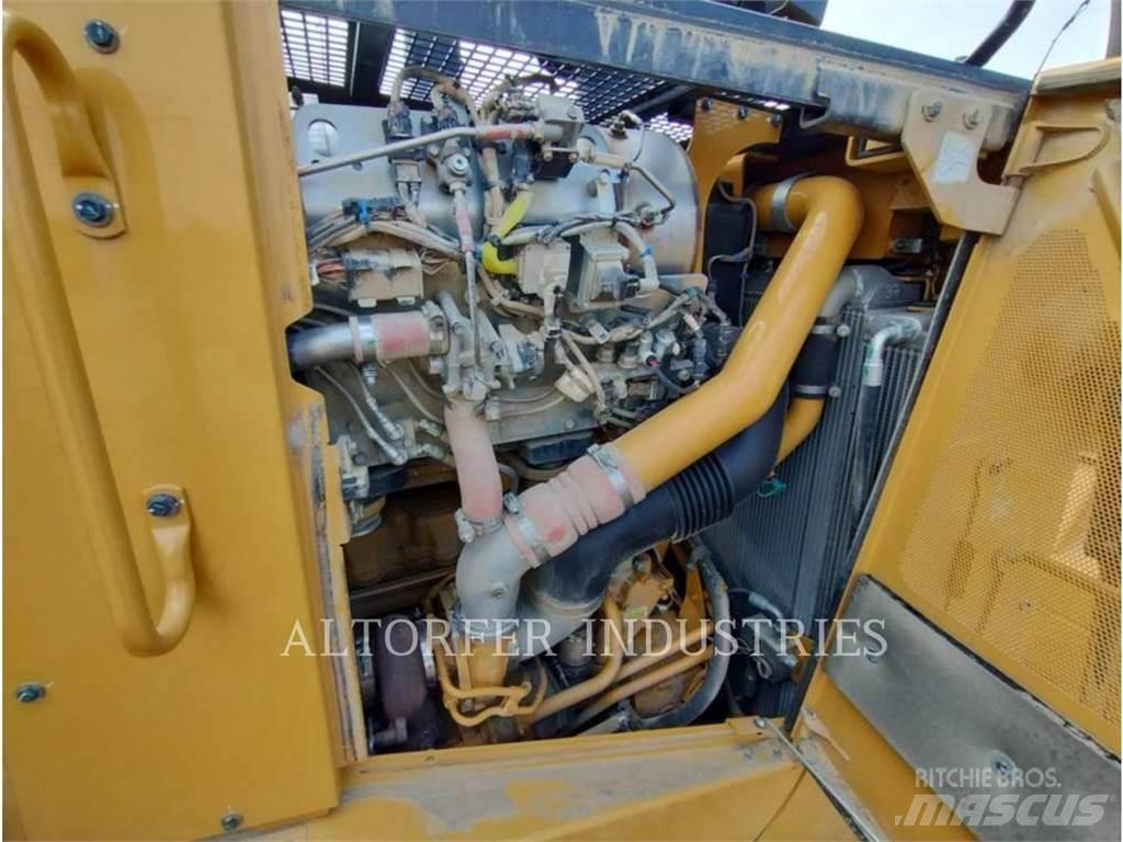 CAT D8T R Buldožeri guseničari