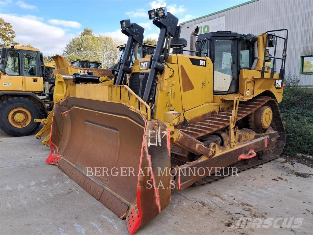 CAT D8T4F Buldožeri guseničari