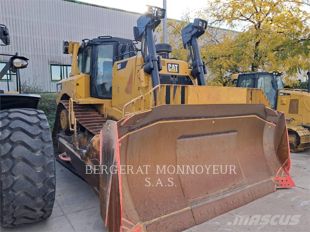 CAT D8T4F Buldožeri guseničari