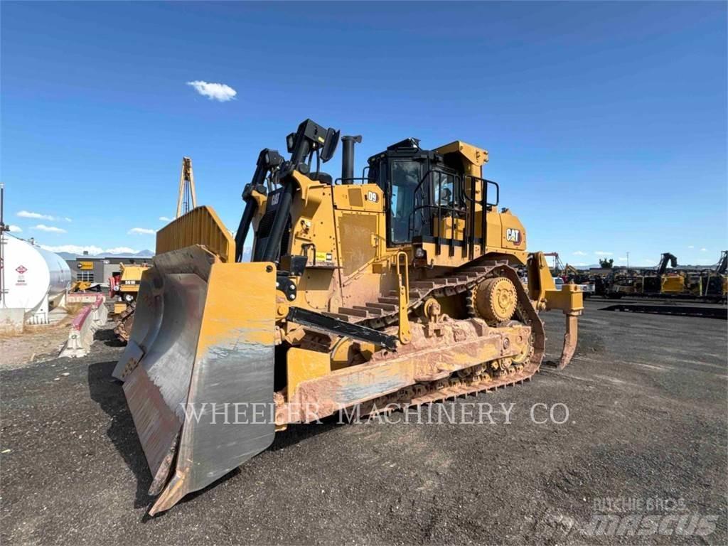 CAT D9 Buldožeri guseničari