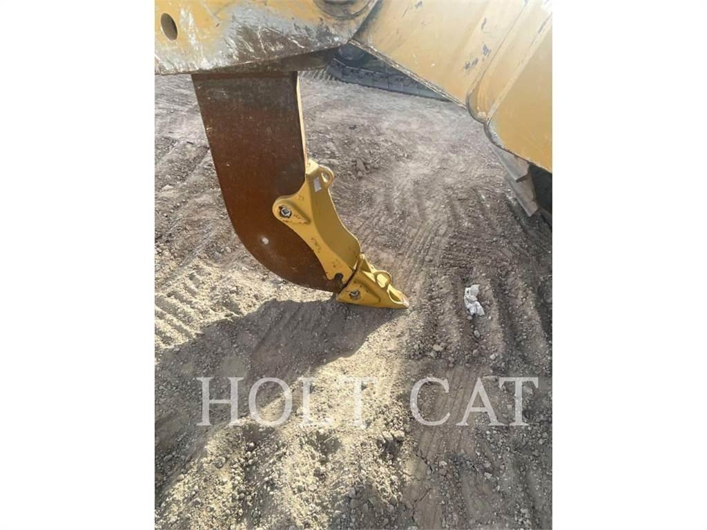 CAT D9 Buldožeri guseničari