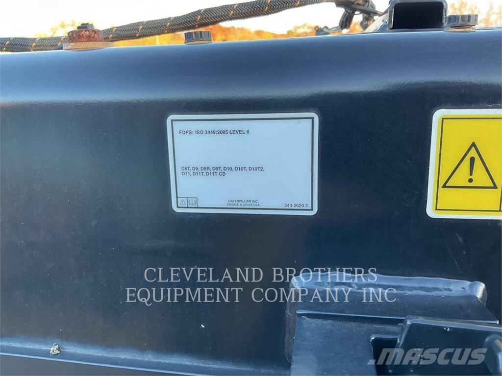 CAT D9 Buldožeri guseničari