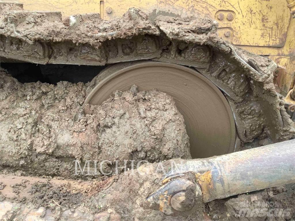CAT D9H Buldožeri guseničari