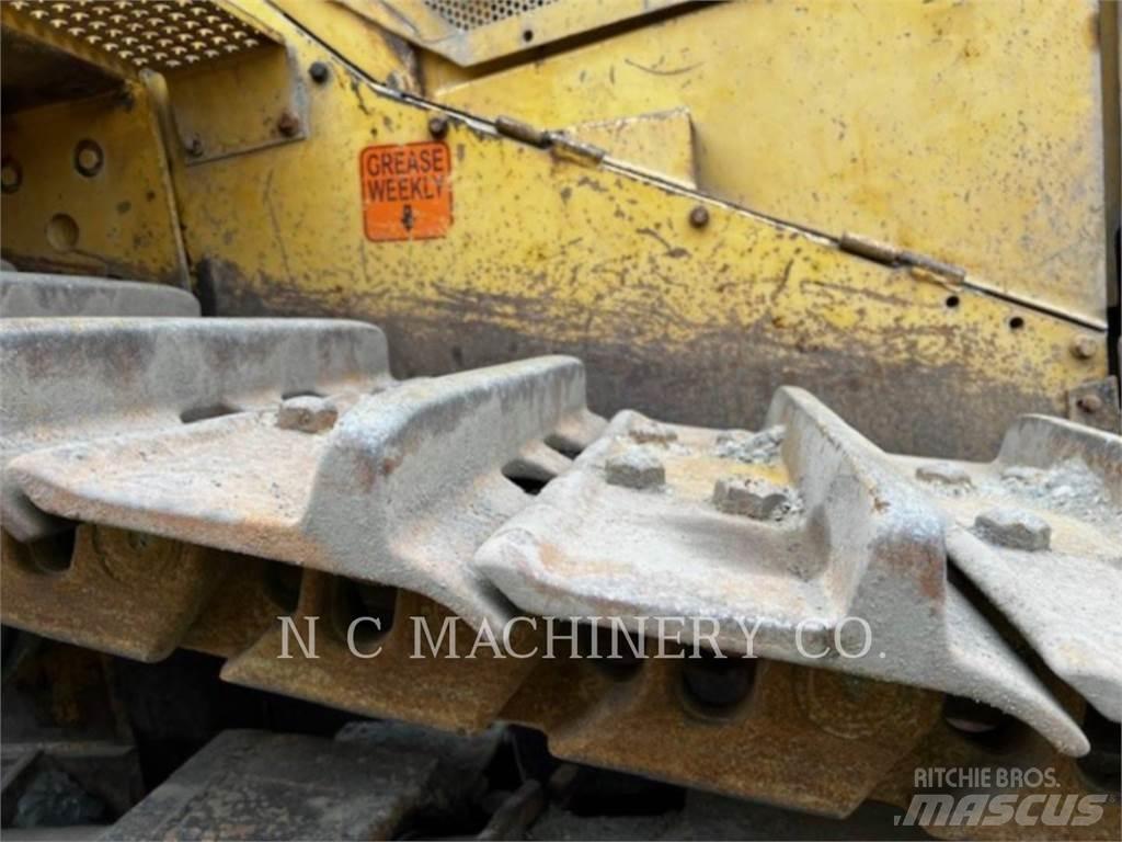 CAT D9N Buldožeri guseničari
