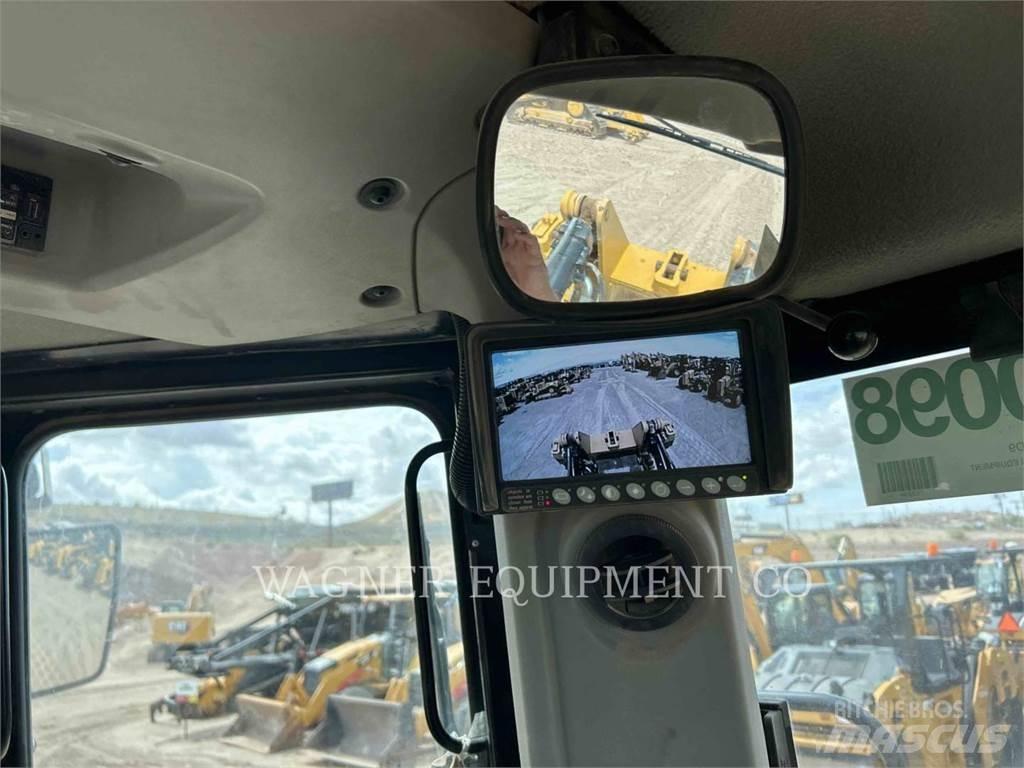 CAT D9T Buldožeri guseničari