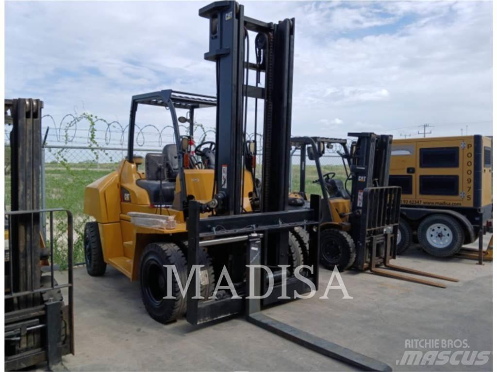 CAT DP70NM Dizelski viljuškari