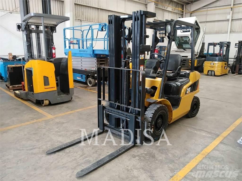 CAT LIFT TRUCKS DP25NM5 Viljuškari - ostalo
