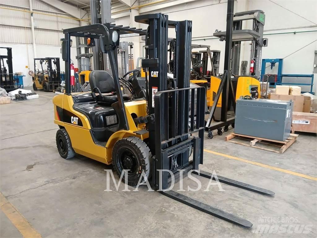 CAT LIFT TRUCKS DP25NM5 Viljuškari - ostalo