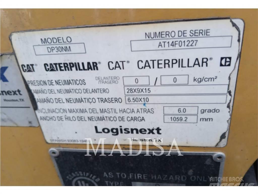 CAT LIFT TRUCKS DP30NM Dizelski viljuškari