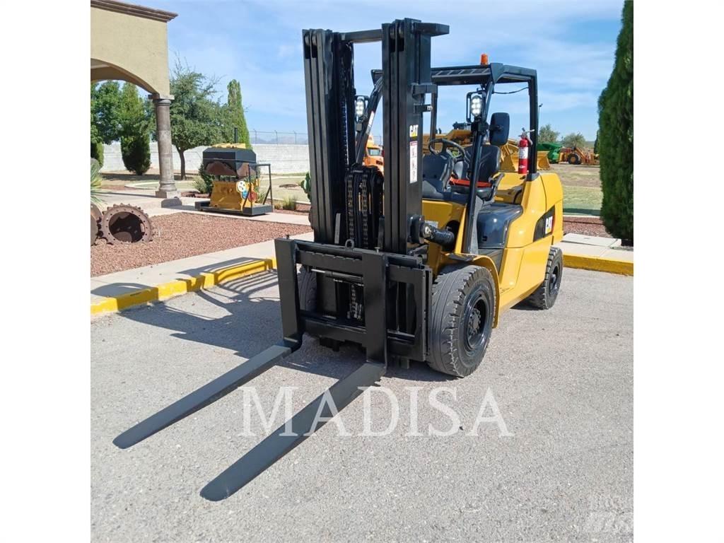 CAT LIFT TRUCKS DP50NM Dizelski viljuškari