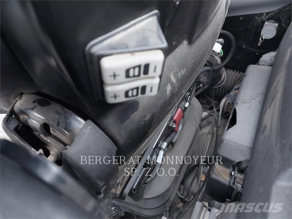 CAT M313D Bageri točkaši