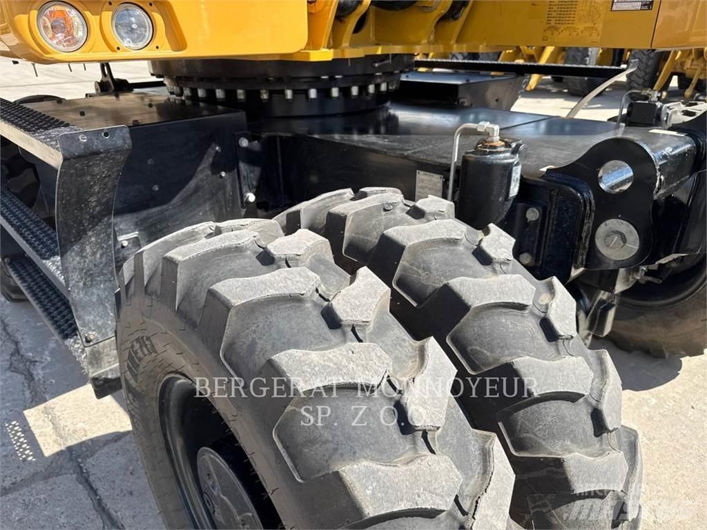 CAT M316 Bageri točkaši