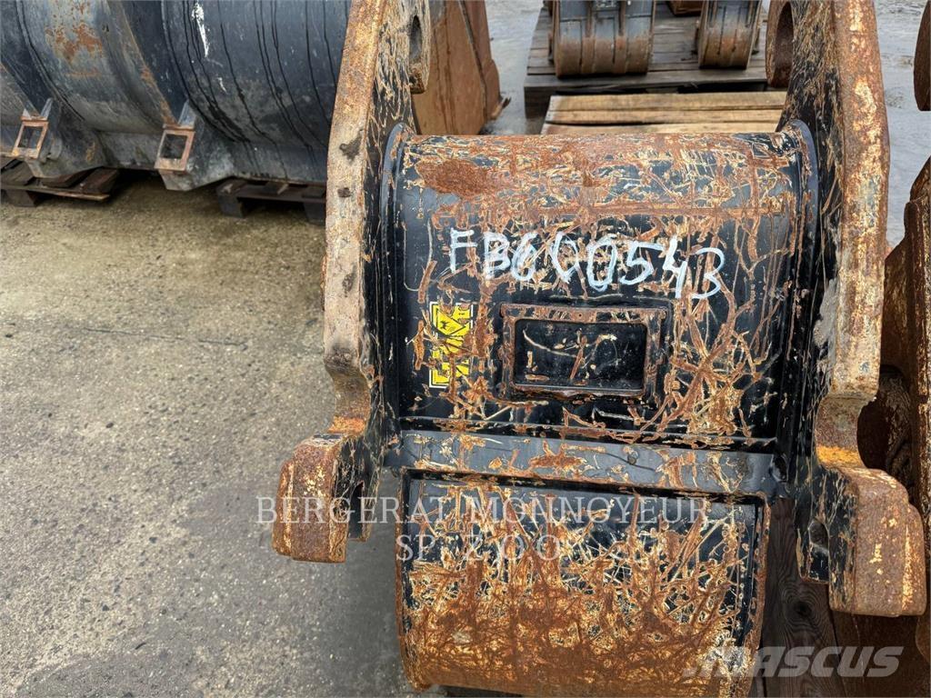 CAT M316F Bageri točkaši