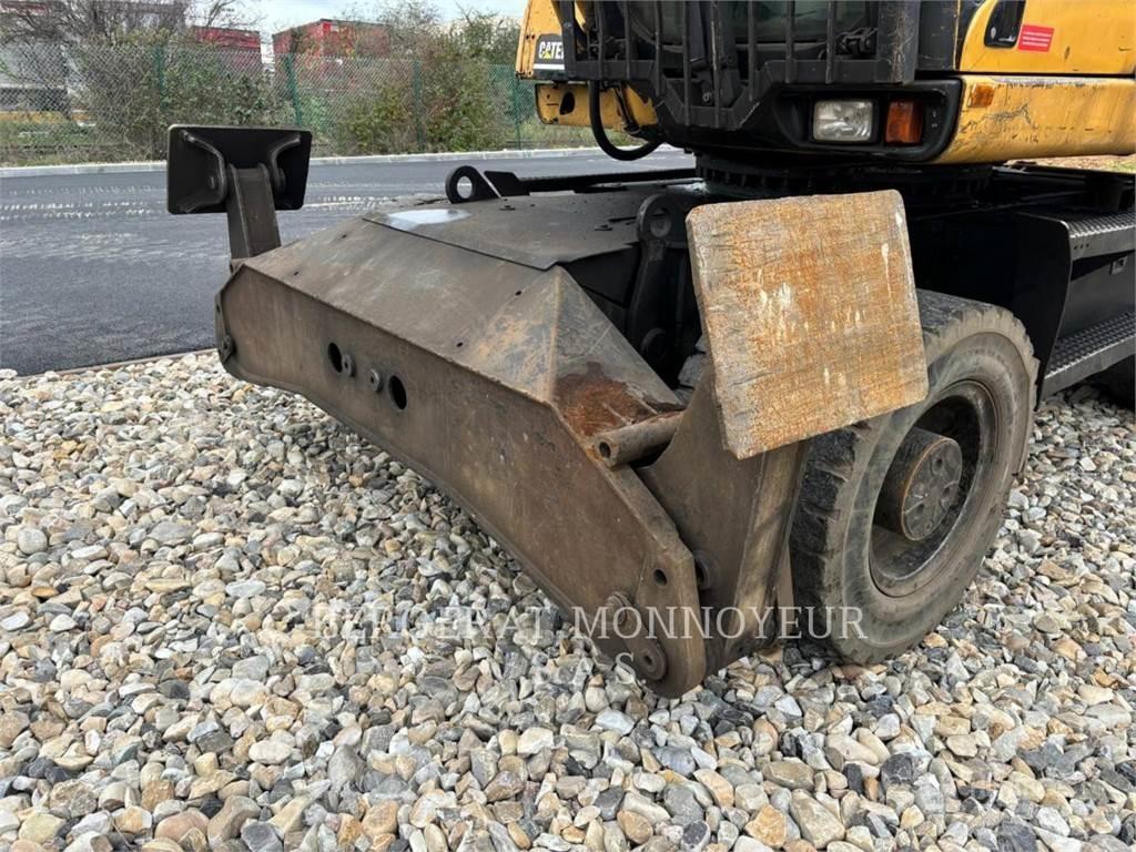 CAT M318C Bageri točkaši