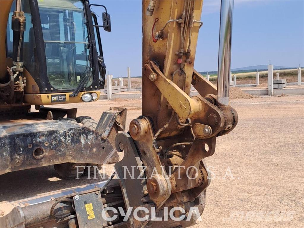 CAT M318D Bageri točkaši