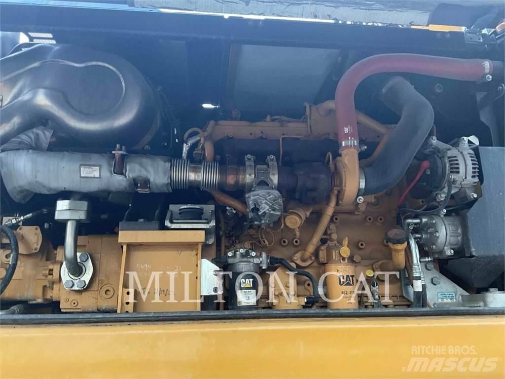 CAT M320F Bageri točkaši