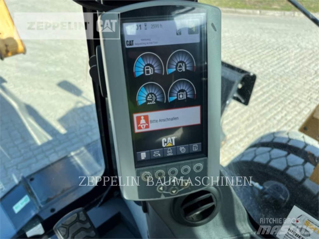 CAT MH3024-06C Bageri za rušenje