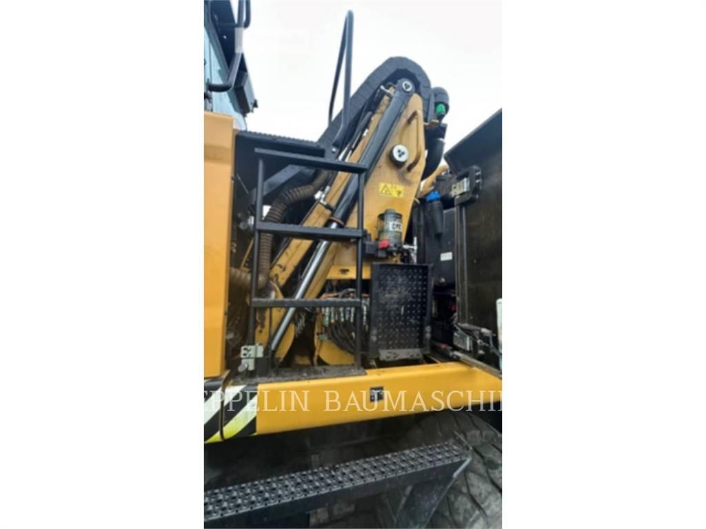 CAT MH3024-06C Bageri za rušenje